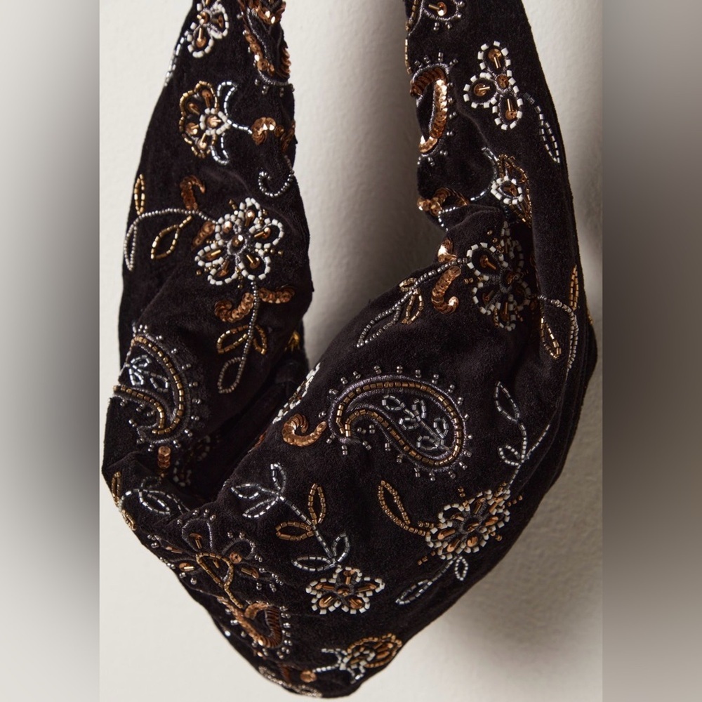 NWT Free People Nashville Nights Beaded Hobo Shoulder Bag in Black New $98 - Picture 4 of 11